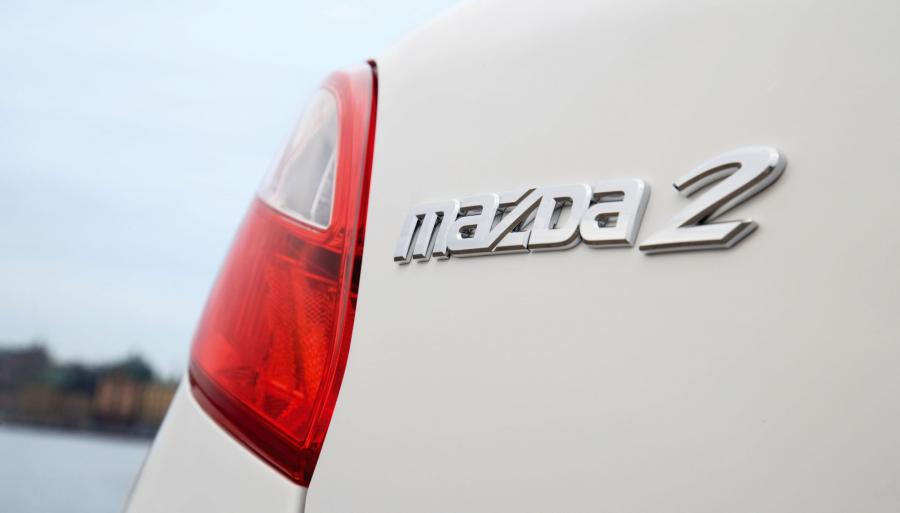  Mazda2 3-Door 2007 года  (фото 16 из 96)